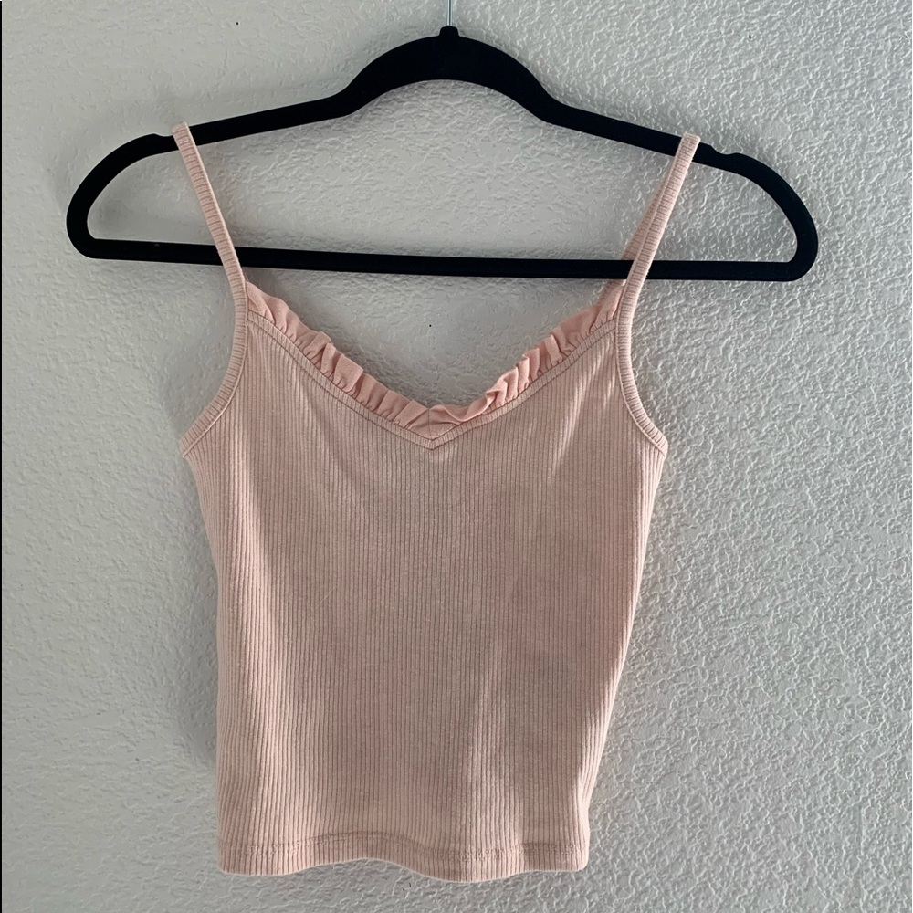 pink top